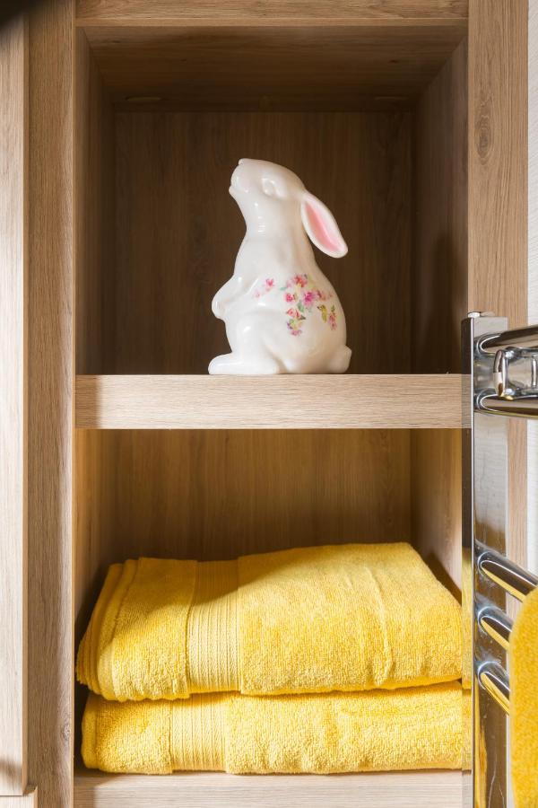 Cottontail Lodge - Hot Tub - Pet Friendly South Cerney Ngoại thất bức ảnh